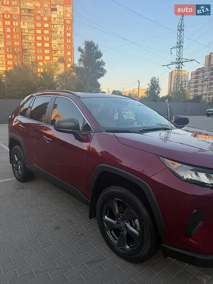 Toyota Rav4 2020 photo 3