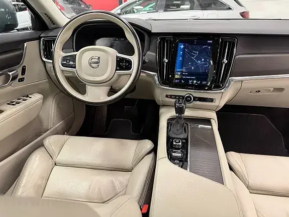 Volvo V90 Cross Country 2019 photo 4