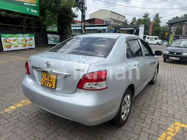 Toyota Yaris 2008 photo 3