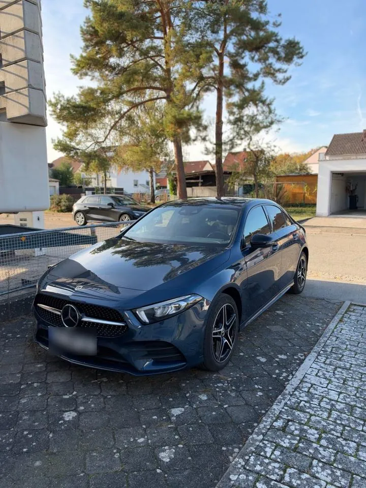 Mercedes-Benz A 250 E
