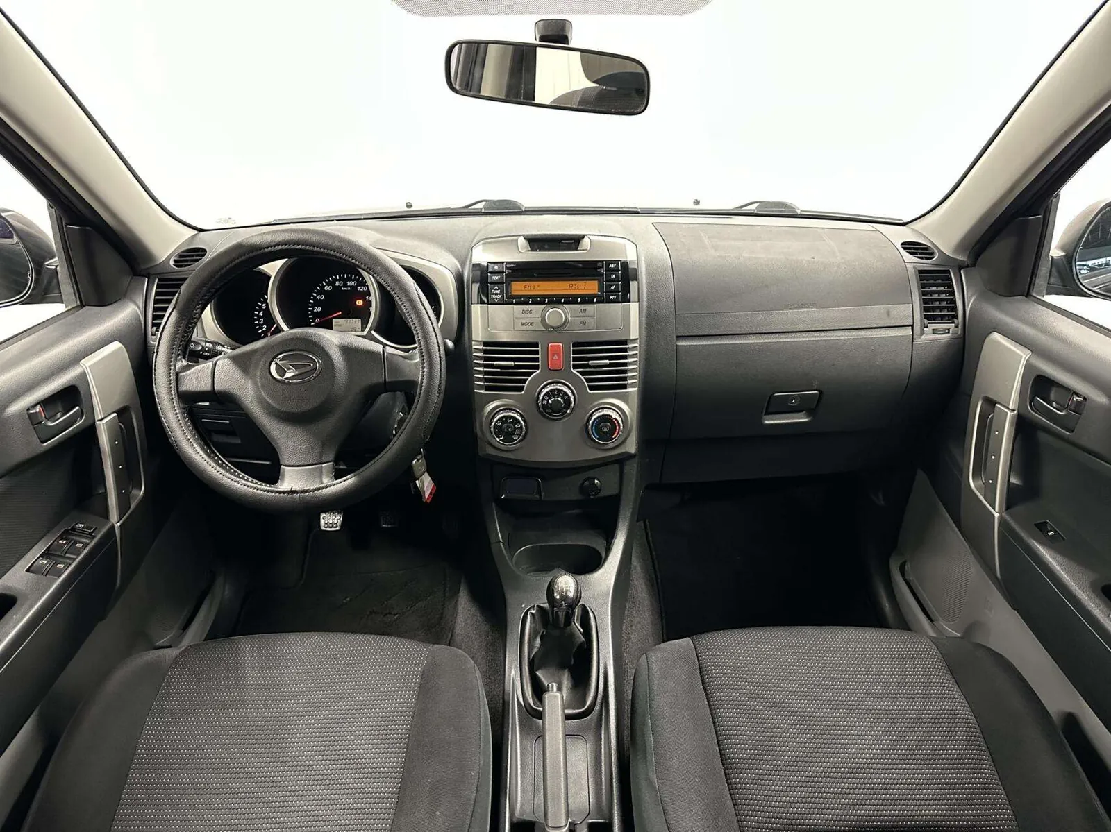 Daihatsu Terios 2006 photo 2