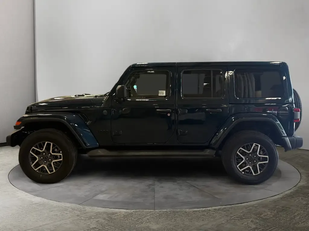 Jeep Wrangler 2025 photo 2