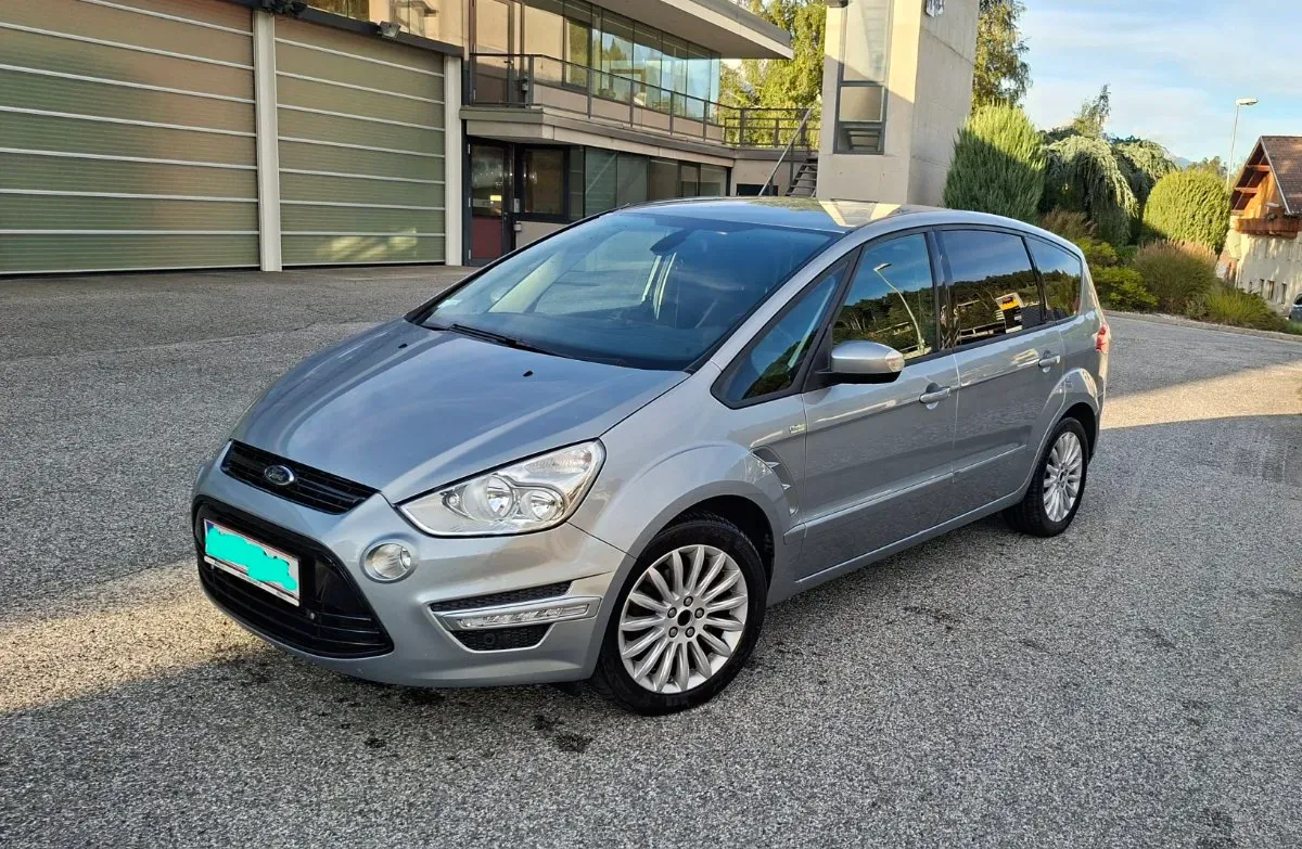 Ford S-Max