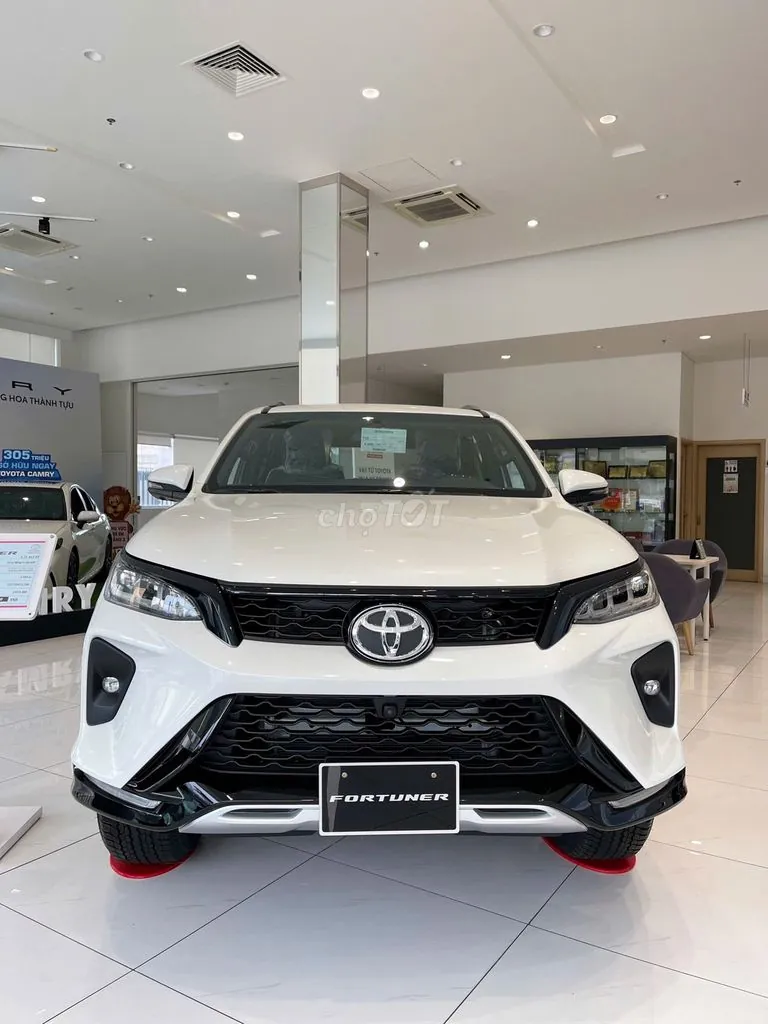 Toyota Fortuner 2026 photo 2