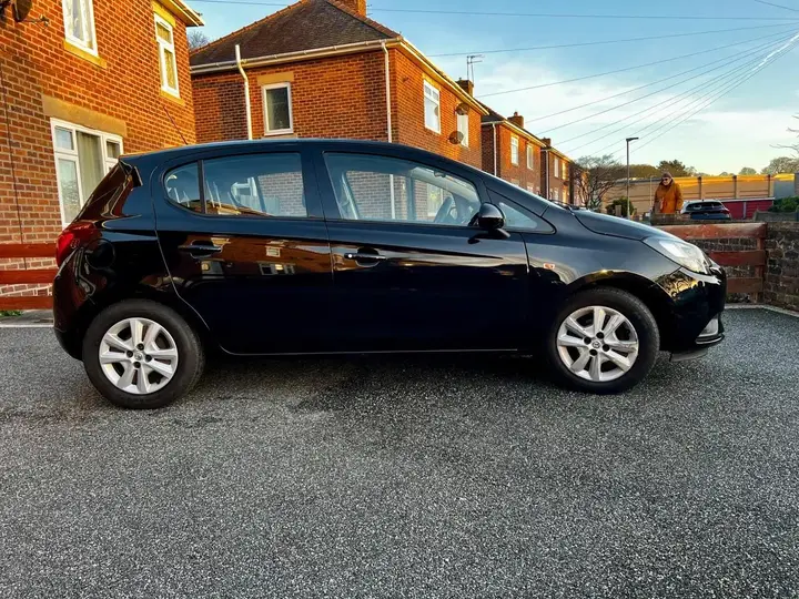 Vauxhall Corsa 2016 photo 3