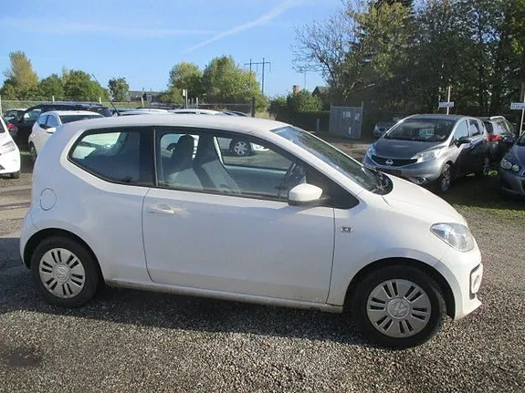 Volkswagen Up 2013 photo 3