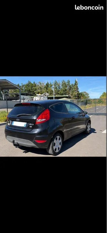 Ford Fiesta 2010 photo 4
