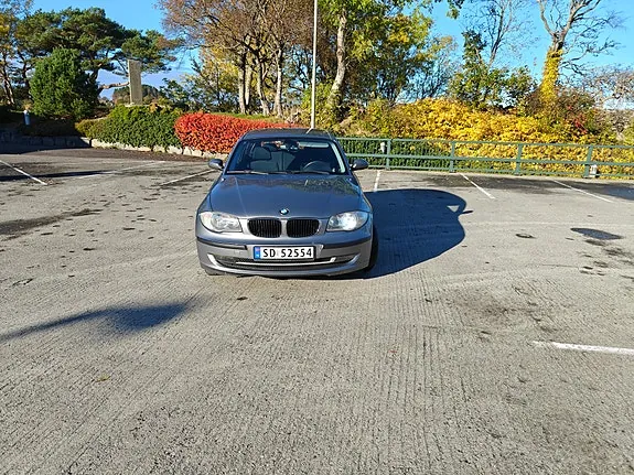 BMW 116I 2009 photo 2