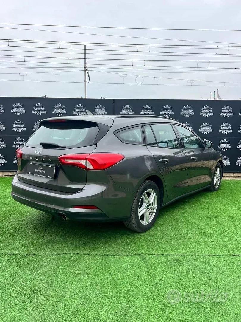 Ford Focus 2022 photo 4