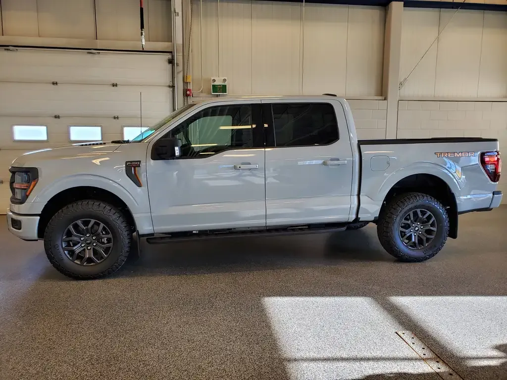 Ford F-150 2026 photo 2