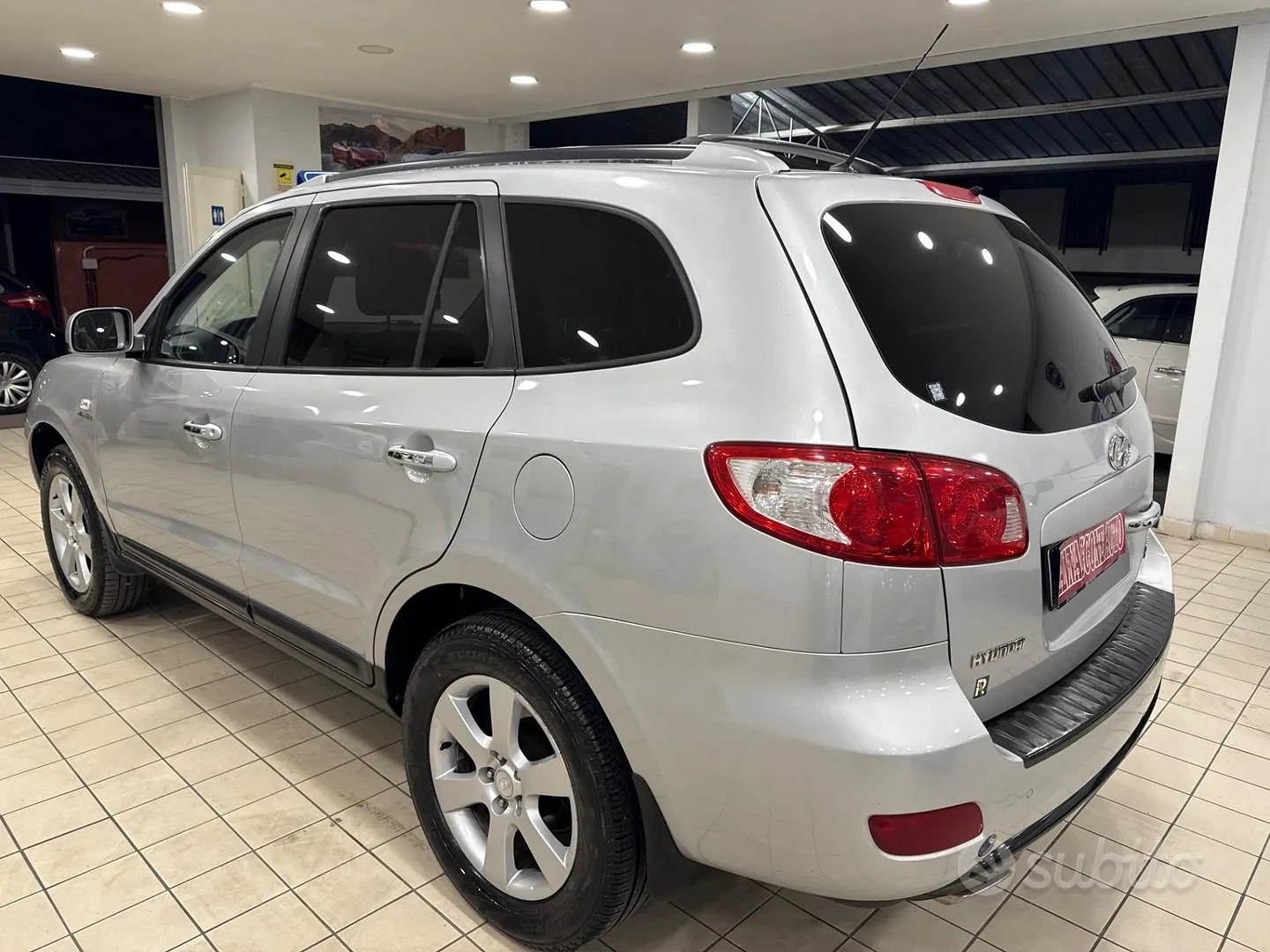 Hyundai Santa Fe 2010 photo 4