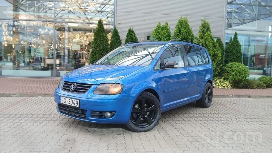 Volkswagen Touran 2006 photo 2