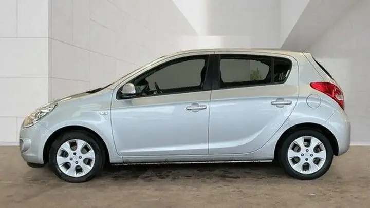 Hyundai I20 2010 photo 5