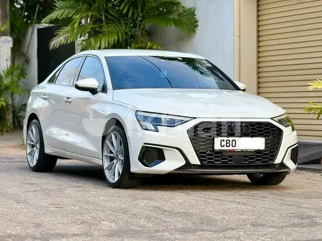 Audi A3 2022 photo 2