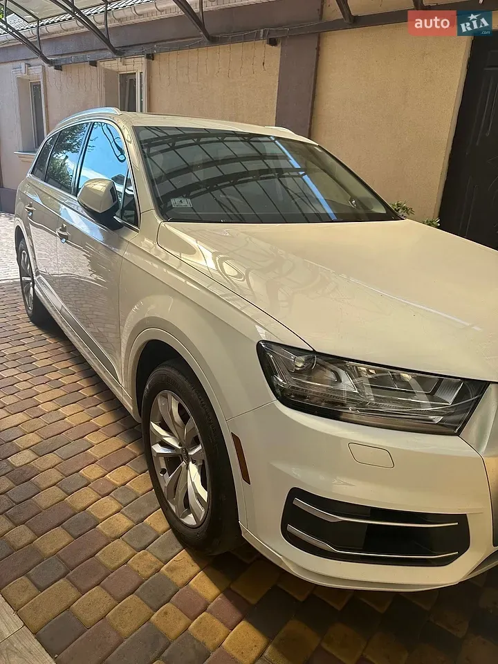 Audi Q7 2018 photo 4