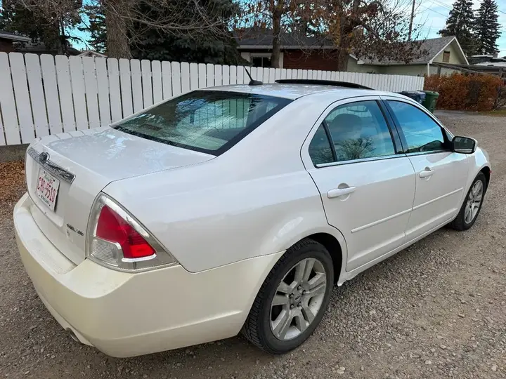 Ford Fusion 2009 photo 3