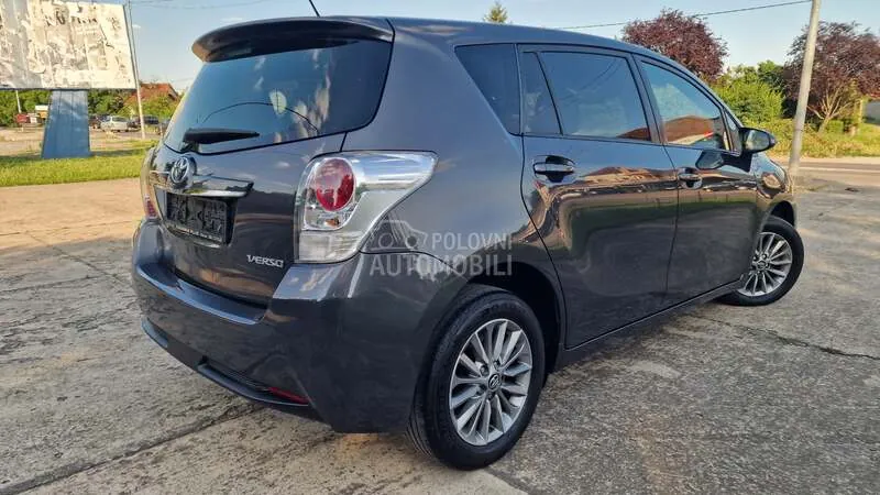 Toyota Verso 2016 photo 4