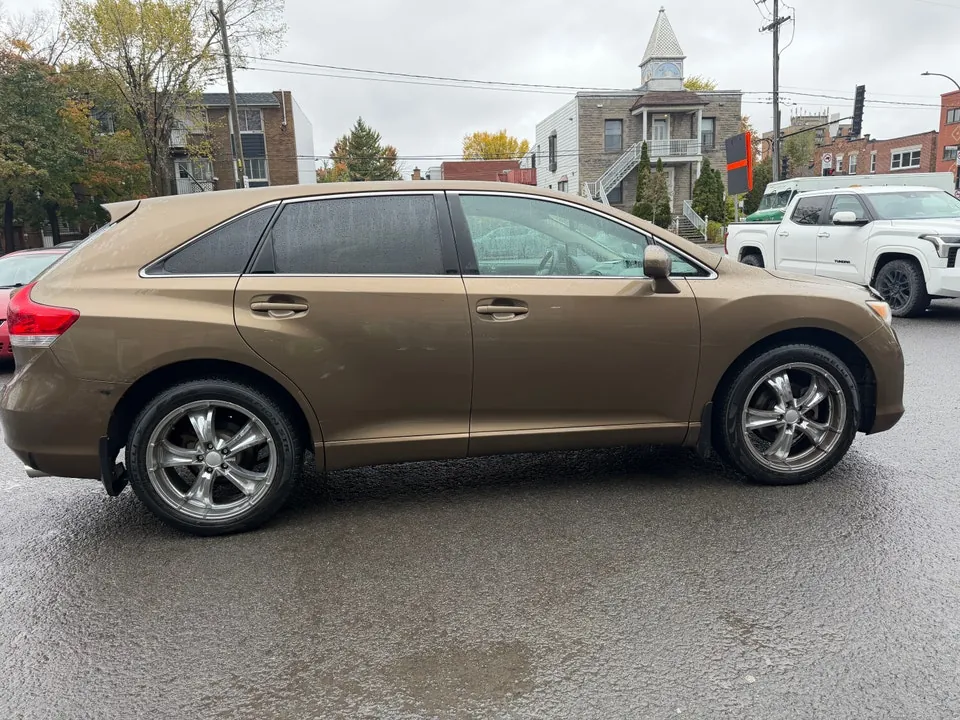 Toyota Venza 2012 photo 4