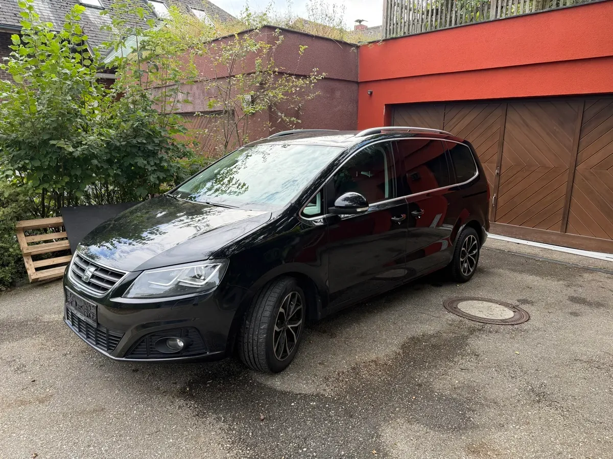 Seat Alhambra 2017 photo 2