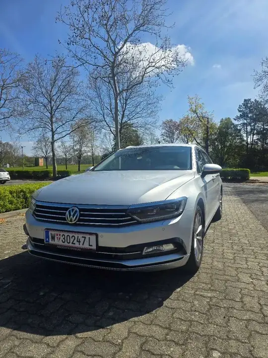 Volkswagen Passat 2019 photo 2