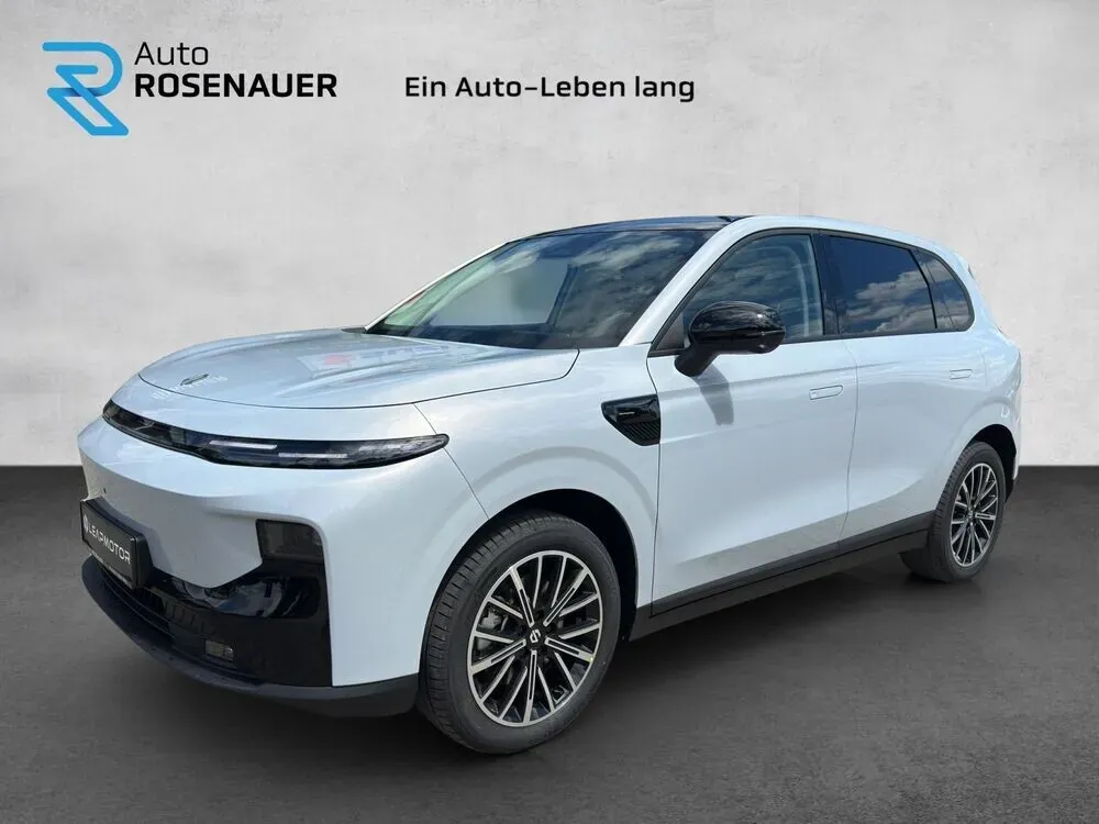 Leapmotor B10