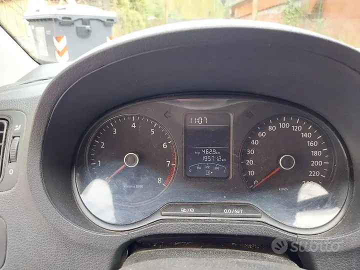 Volkswagen Polo 2014 photo 5