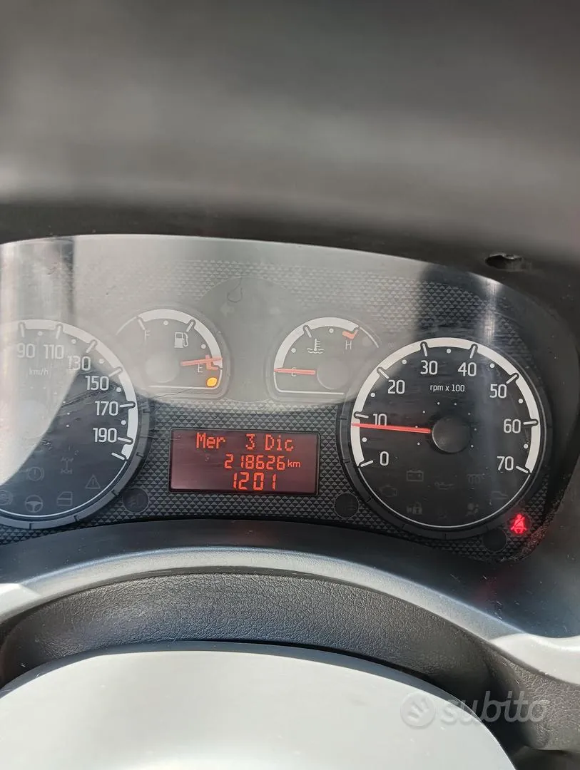 Fiat Panda 2010 photo 5