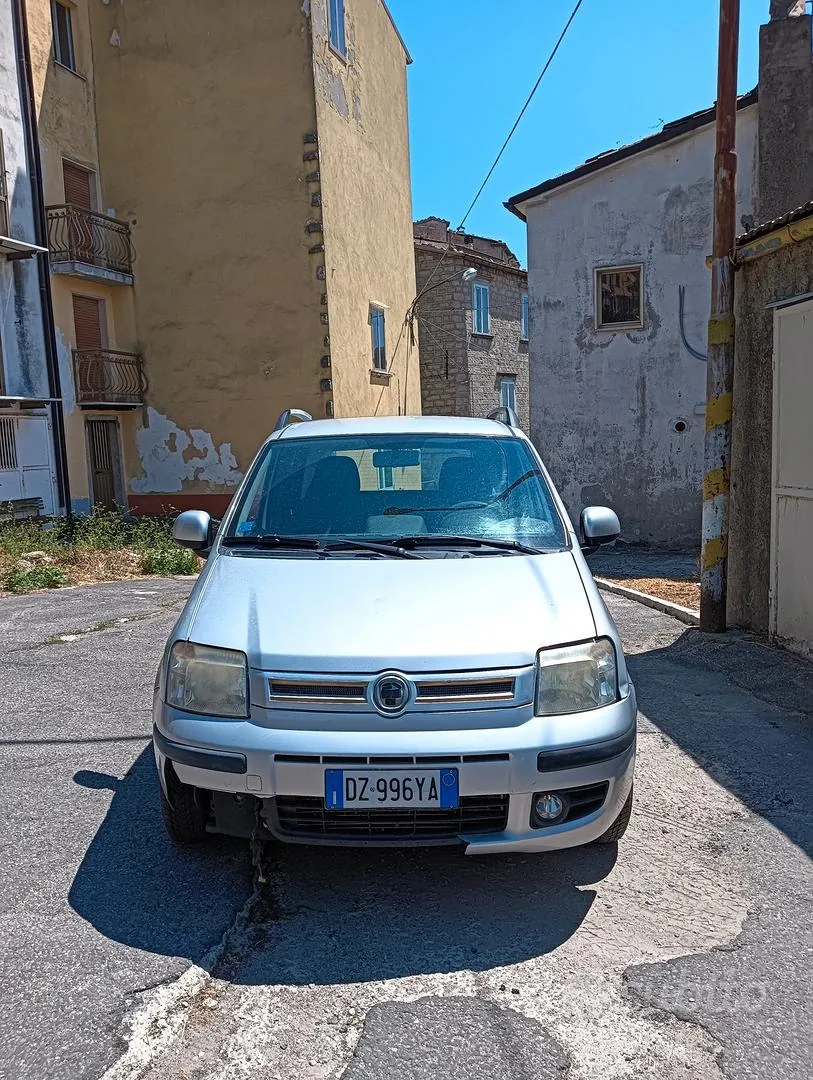Fiat Panda 2010 photo 2
