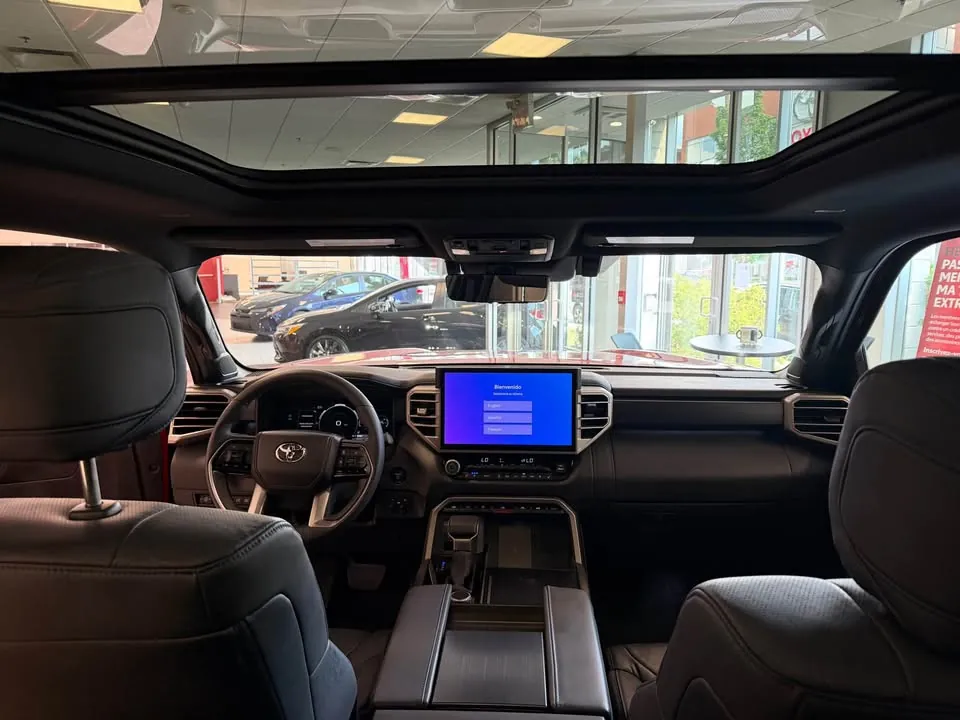Toyota Tundra 2026 photo 2