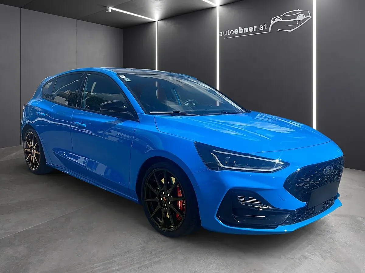Ford Focus 2024 photo 3