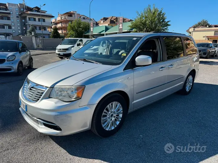 Lancia Voyager