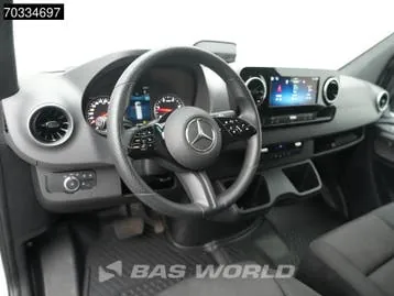 Mercedes-Benz Sprinter 2024 photo 3