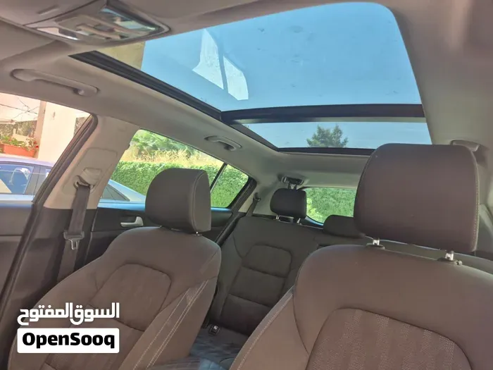 Kia Sportage 2018 photo 2