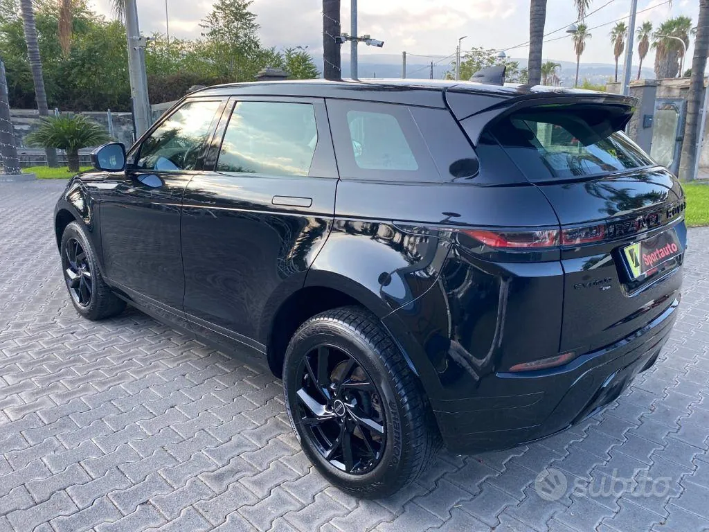 Land Rover Range Rover Evoque 2020 photo 3