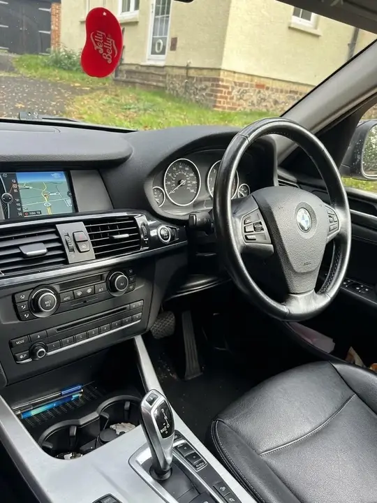 BMW X3 2013 photo 2