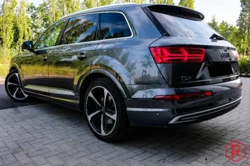 Audi Q7 2017 photo 3