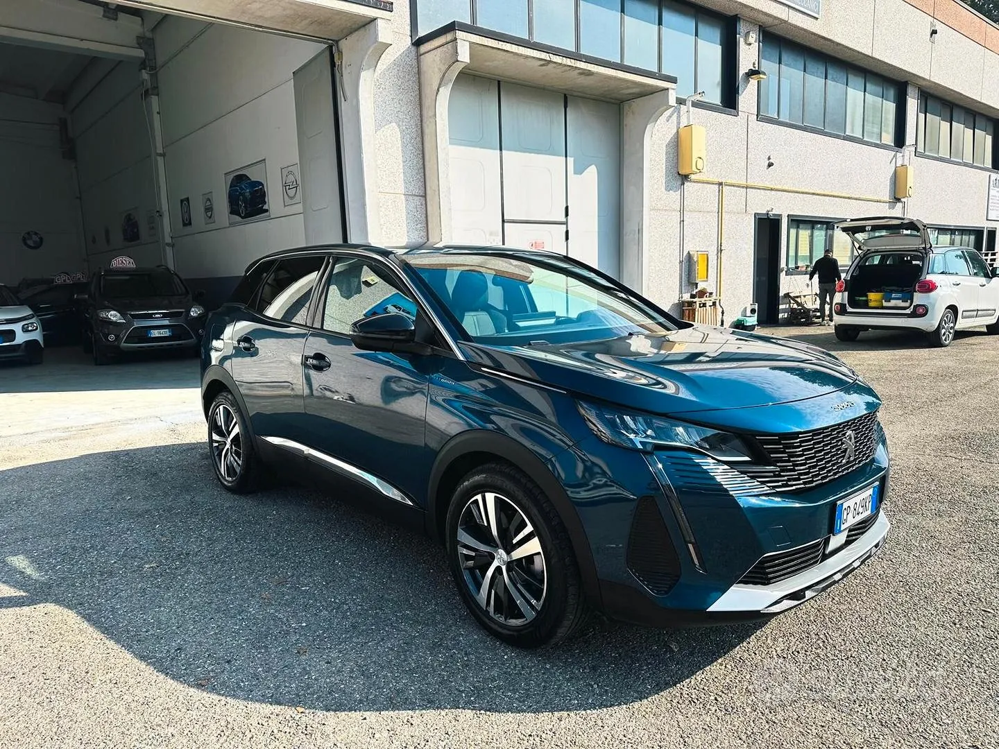 Peugeot 3008 2023 photo 3
