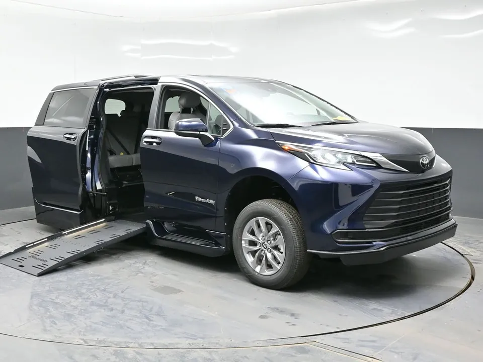 Toyota Sienna