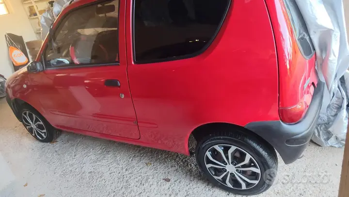 Fiat Seicento 2003 photo 2