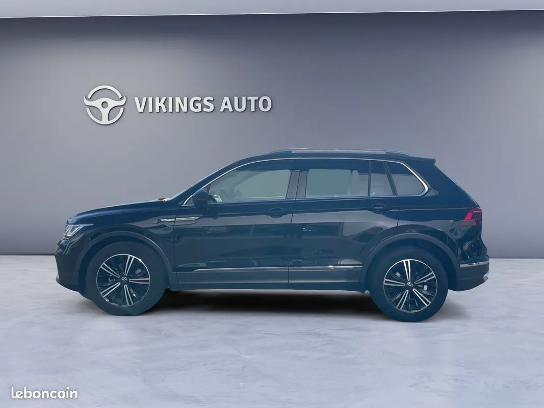 Volkswagen Tiguan 2023 photo 2