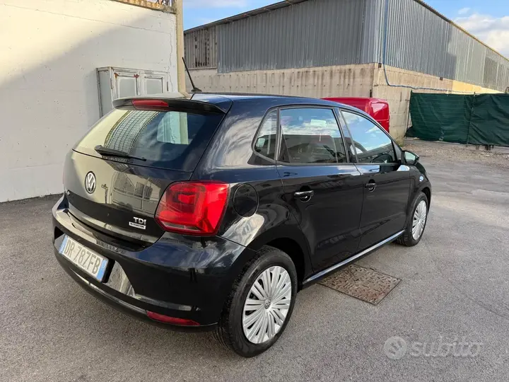 Volkswagen Polo 2014 photo 4