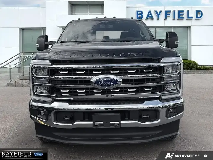 Ford F250 2026 photo 2