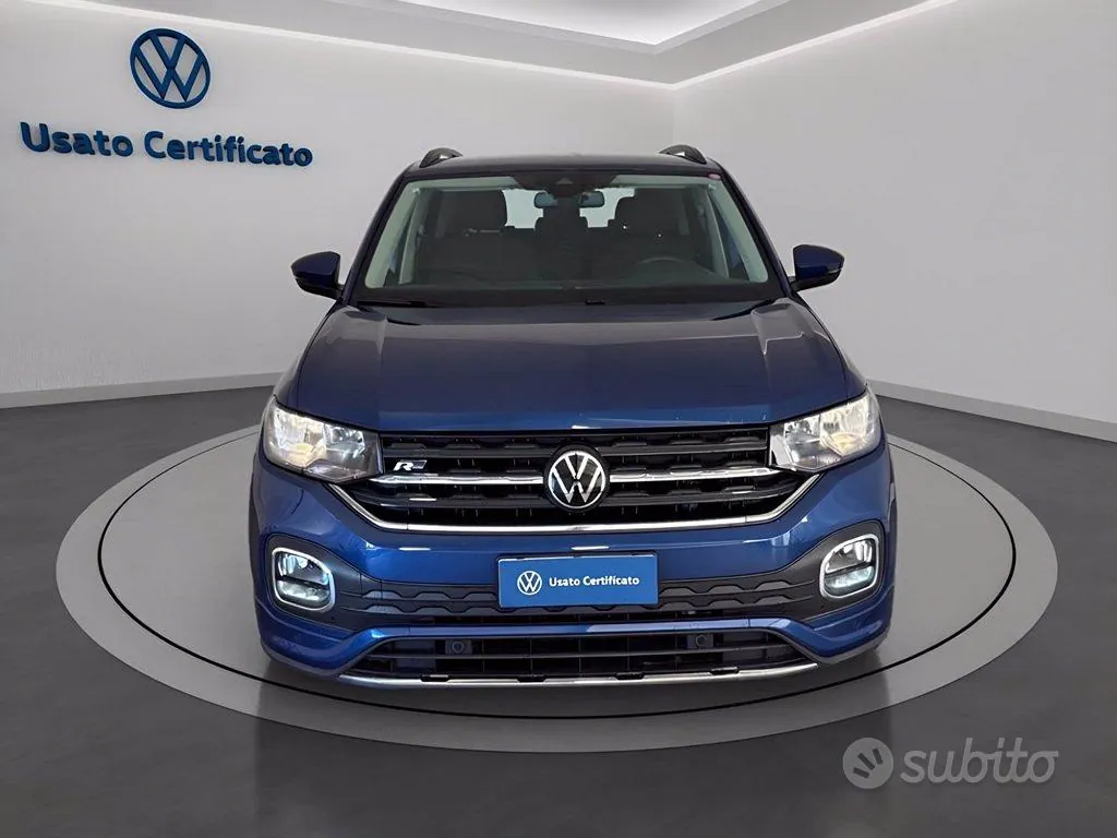Volkswagen T-Cross 2023 photo 2