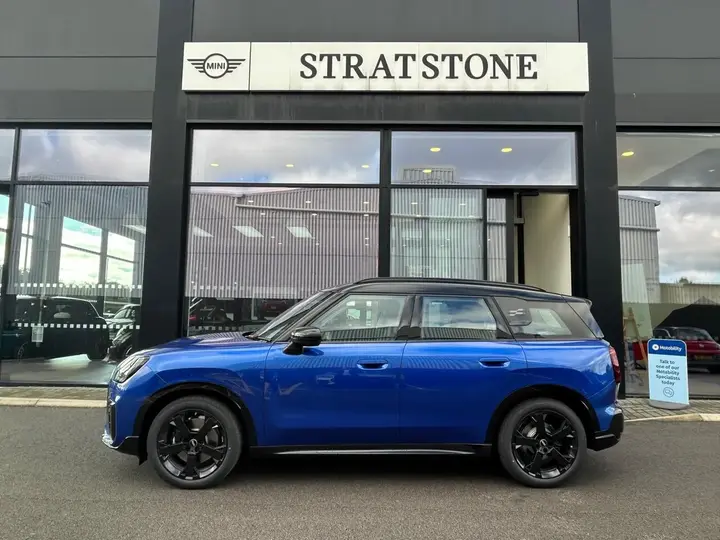 Mini Countryman photo 3