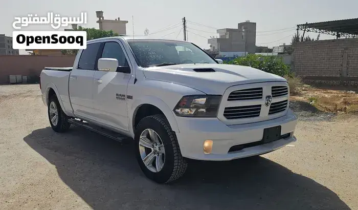 Dodge Ram 1500 2013 photo 2
