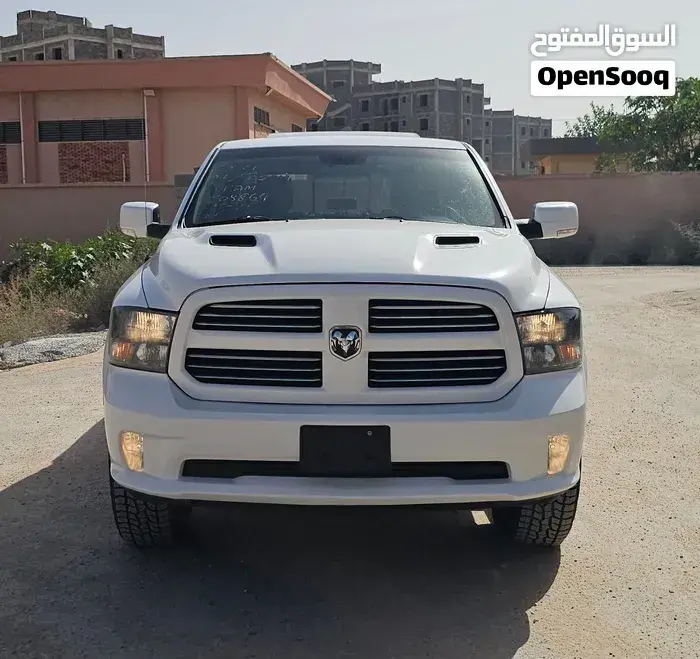 Dodge Ram 1500 2013 photo 4