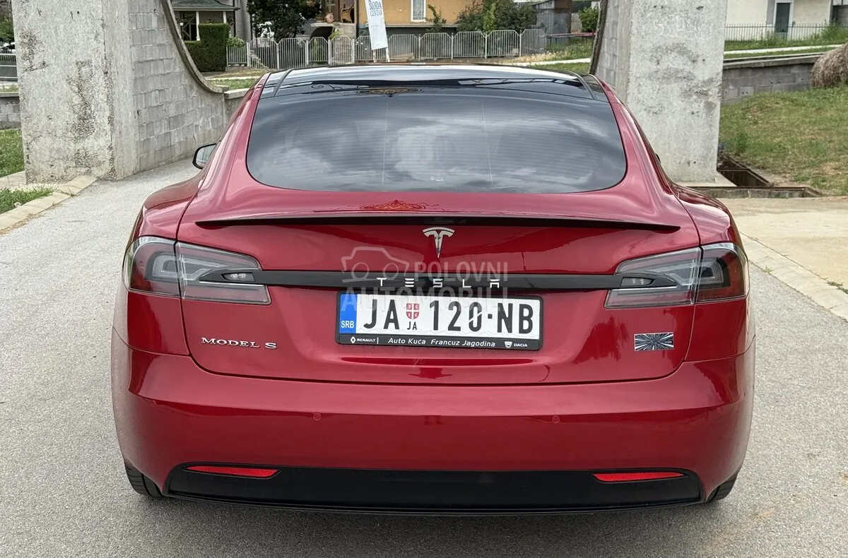 Tesla Model S 2016 photo 5