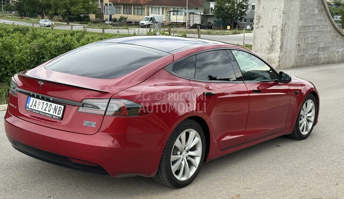 Tesla Model S 2016 photo 4
