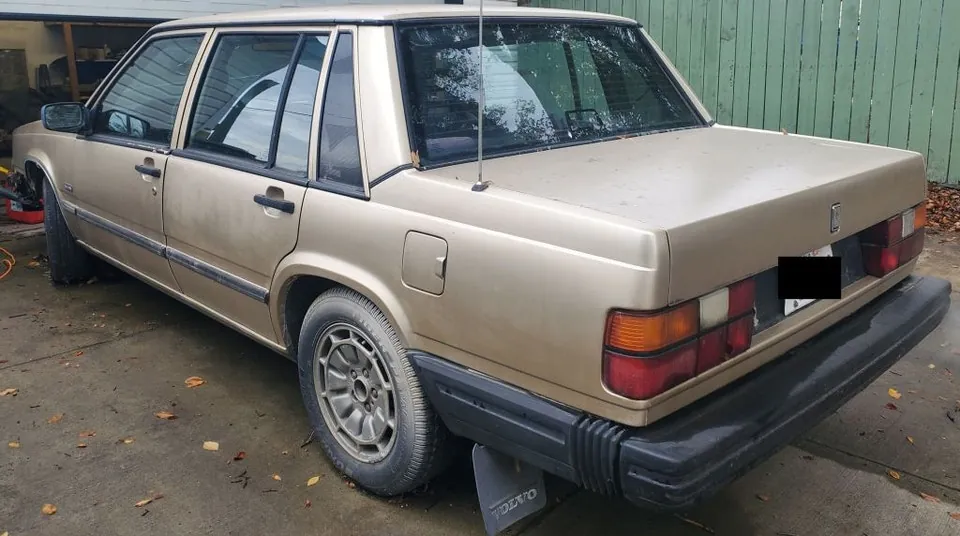 Volvo 740 1986 photo 2