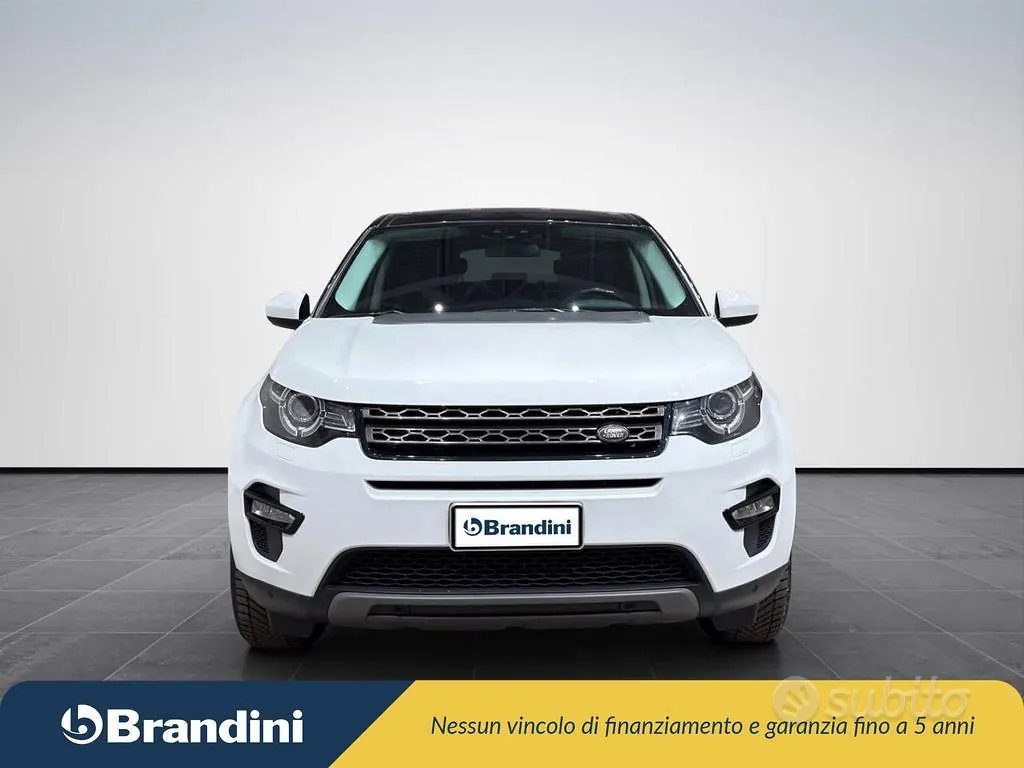 Land Rover Discovery Sport 2018 photo 3